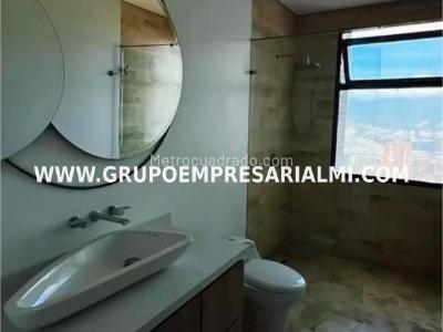 Apartamento en arriendo en El Poblado, Medellín · foto 13 de 20