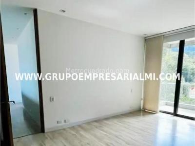 Apartamento en arriendo en El Poblado, Medellín · foto 8 de 20