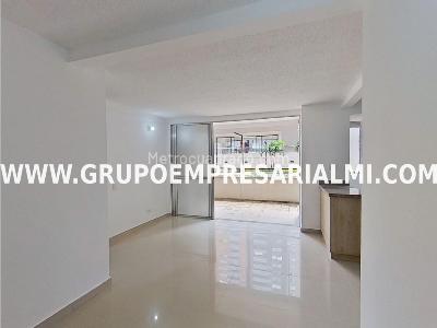 Apartamento de 2 alcobas en venta en San German, Medellín, 60 m² · foto 2 de 20