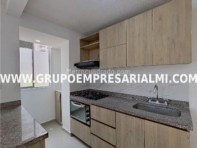 Apartamento de 2 alcobas en venta en San German, Medellín, 60 m² · foto 7 de 20