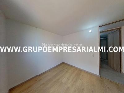 Apartamento de 3 alcobas en venta en Las Lomitas, Sabaneta, 60 m² · foto 10 de 20