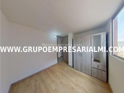 Apartamento de 3 alcobas en venta en Las Lomitas, Sabaneta, 60 m² · foto 13 de 20