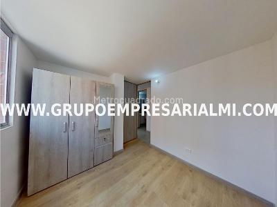Apartamento de 3 alcobas en venta en Las Lomitas, Sabaneta, 60 m² · foto 16 de 20