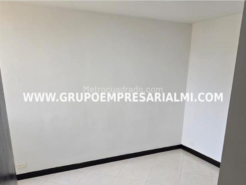 Beautiful 2BR Apartment in Loma de Los Bernal - 4