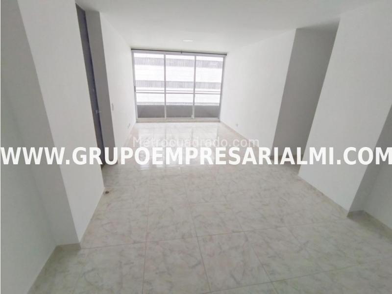 Apartamento Encantador de 3 Alcobas en El Poblado