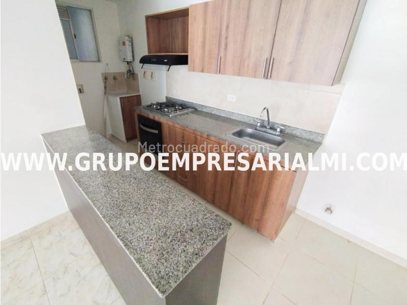 Charming 3BR Apartment in El Poblado - 3