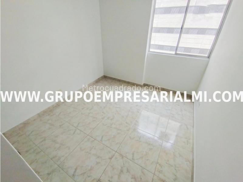 Charming 3BR Apartment in El Poblado - 9