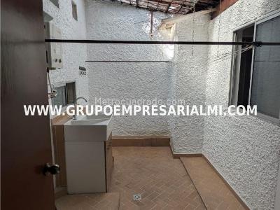 Apartamento de 3 alcobas en venta en Laureles, Medellín, 129 m² · foto 18 de 20