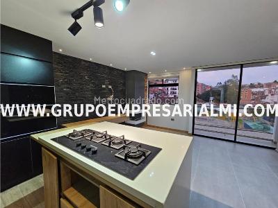 Apartamento de 3 alcobas en venta en Laureles, Medellín, 160 m² · foto 2 de 20