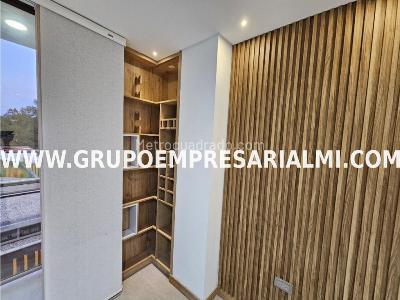 Apartamento de 3 alcobas en venta en Laureles, Medellín, 160 m² · foto 12 de 20