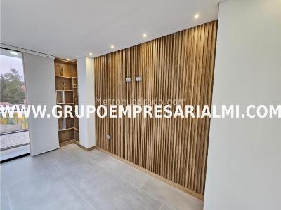 Apartamento de 3 alcobas en venta en Laureles, Medellín, 160 m² · foto 16 de 20