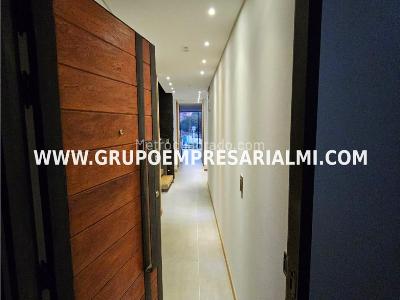 Apartamento de 3 alcobas en venta en Laureles, Medellín, 160 m² · foto 19 de 20