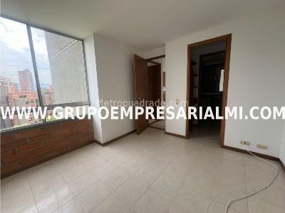 Apartamento de 2 alcobas en arriendo en El Poblado, Medellín, 54 m² · foto 9 de 20