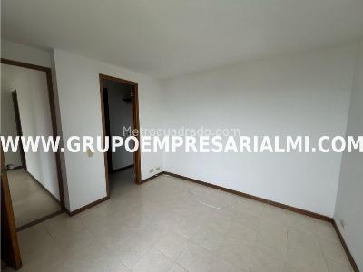 Apartamento de 2 alcobas en arriendo en El Poblado, Medellín, 54 m² · foto 13 de 20