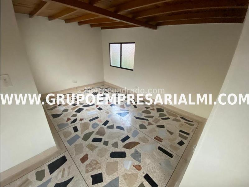 Elegant 4BR Apartment in Santa Teresita