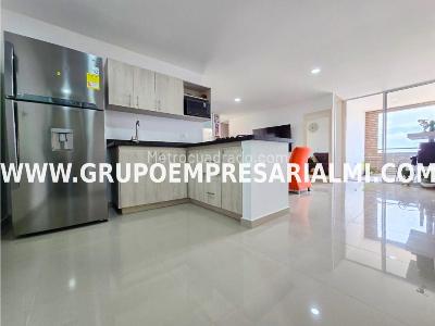Apartamento de 3 alcobas en venta en Cabañitas, Bello, 81 m² · foto 2 de 20