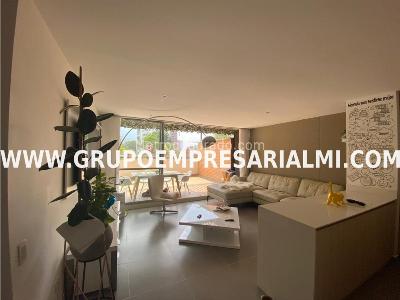 Apartamento de 2 alcobas en venta en El Poblado, Medellín, 120 m² · foto 2 de 20