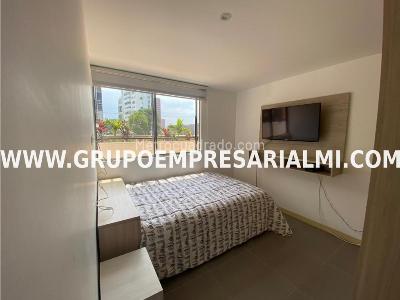 Apartamento de 2 alcobas en venta en El Poblado, Medellín, 120 m² · foto 5 de 20
