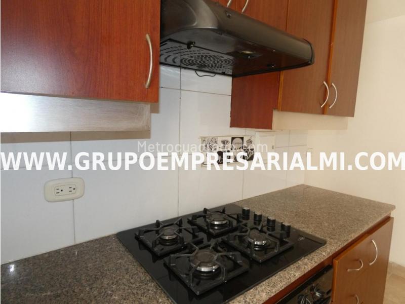 Fabuloso Apartamento de 3 Alcobas en El Tesoro - 7