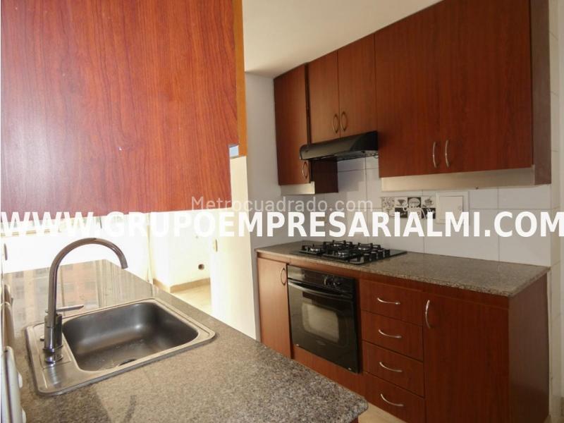 Fabuloso Apartamento de 3 Alcobas en El Tesoro - 8
