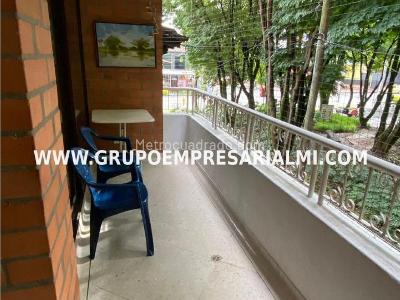 Apartamento de 3 alcobas en venta en Conquistadores, Medellín, 187 m² · foto 20 de 20
