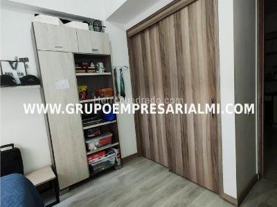 Apartamento de 3 alcobas en venta en Calasanz, Medellín, 113 m² · foto 10 de 20