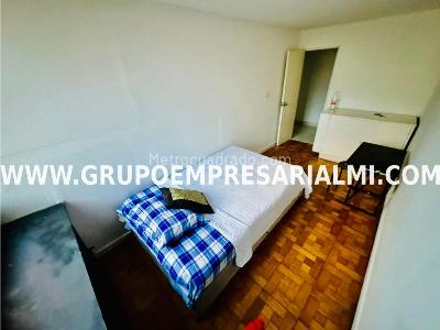 Apartamento de 5 alcobas en venta en Boston, Medellín, 354 m² · foto 19 de 20