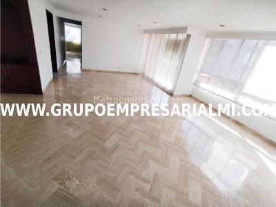 Apartamento de 3 alcobas en venta en El Poblado, Medellín, 163 m² · foto 4 de 20