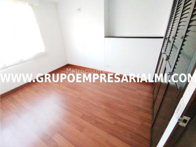 Apartamento de 3 alcobas en venta en El Poblado, Medellín, 163 m² · foto 12 de 20