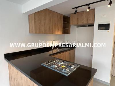 Apartamento de 2 alcobas en venta en Niquia, Bello, 55 m² · foto 2 de 20