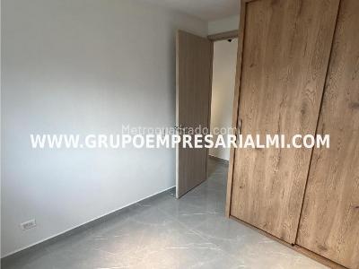 Apartamento de 2 alcobas en venta en Niquia, Bello, 55 m² · foto 5 de 20
