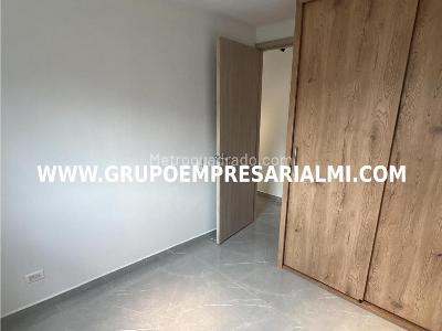 Apartamento de 2 alcobas en venta en Niquia, Bello, 55 m² · foto 15 de 20