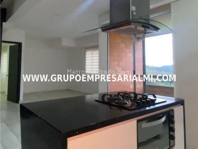 Apartamento de 4 alcobas en venta en La Navarra, Bello, 120 m² · foto 5 de 20