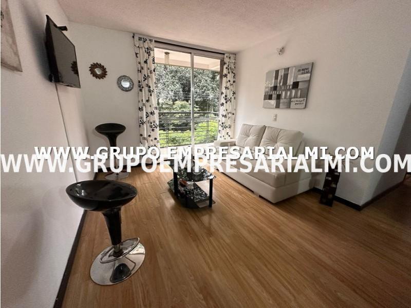 Apartamento Amoblado de 3 Alcobas en El Poblado