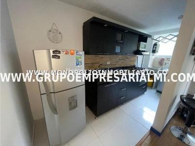 Apartamento en arriendo en El Poblado, Medellín · foto 2 de 20