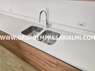 Apartaestudio en arriendo en El Poblado, Medellín, 48 m² · foto 6 de 20