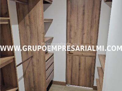 Apartaestudio en arriendo en El Poblado, Medellín, 48 m² · foto 10 de 20