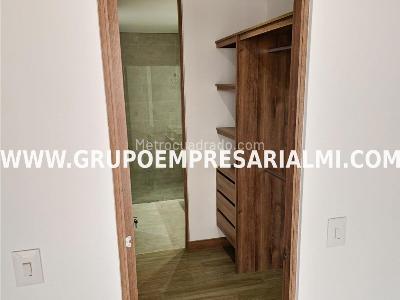 Apartaestudio en arriendo en El Poblado, Medellín, 48 m² · foto 11 de 20