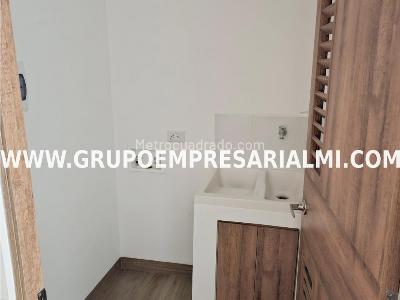 Apartaestudio en arriendo en El Poblado, Medellín, 48 m² · foto 12 de 20