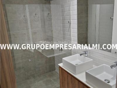 Apartaestudio en arriendo en El Poblado, Medellín, 48 m² · foto 15 de 20