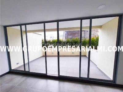Apartaestudio en arriendo en El Poblado, Medellín, 54 m² · foto 3 de 20