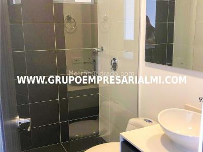 Apartaestudio en arriendo en El Poblado, Medellín, 54 m² · foto 14 de 20