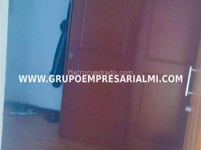 Casa de 3 alcobas en venta en El Mirador, Bello, 72 m² · foto 5 de 20
