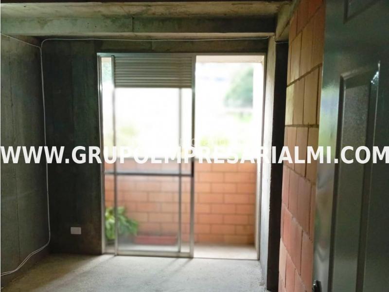 3BR Apartment for Rent in Robledo (Pajarito) - 2