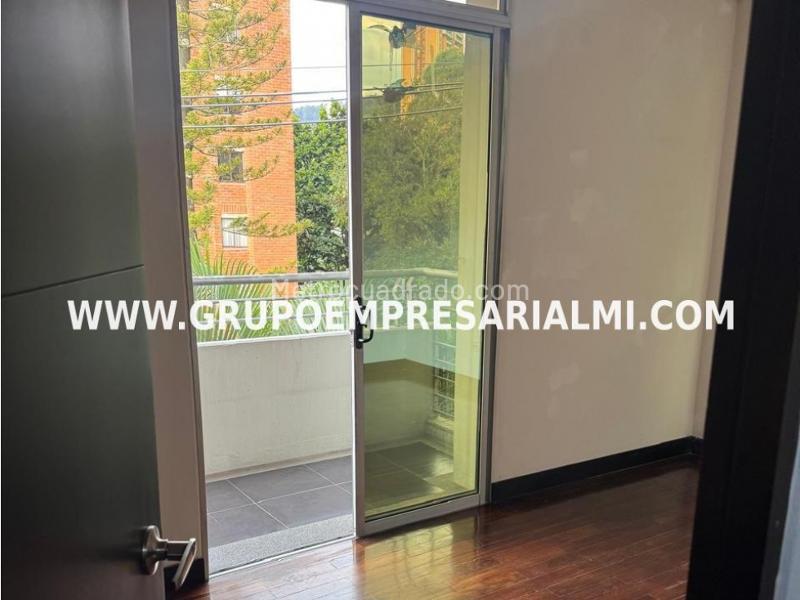 Elegant 2BR Apartment in Exclusive El Poblado - 5