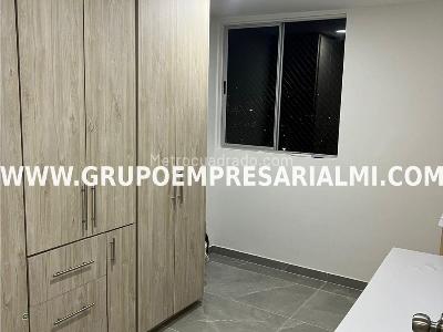 Apartamento de 2 alcobas en venta en San Jose, Sabaneta, 56 m² · foto 7 de 24
