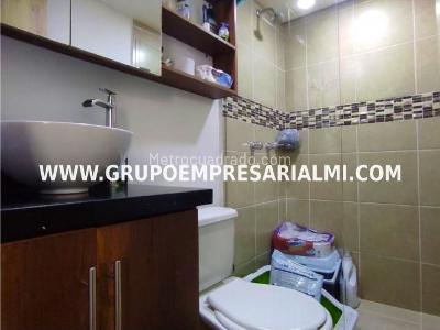 Apartamento de 3 alcobas en venta en Bucaros, Bello, 50 m² · foto 8 de 20