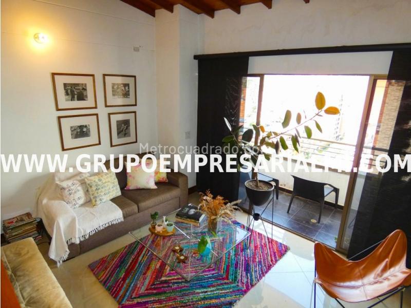 Apartamento Amoblado Elegante de 2 Alcobas en Laureles - 2