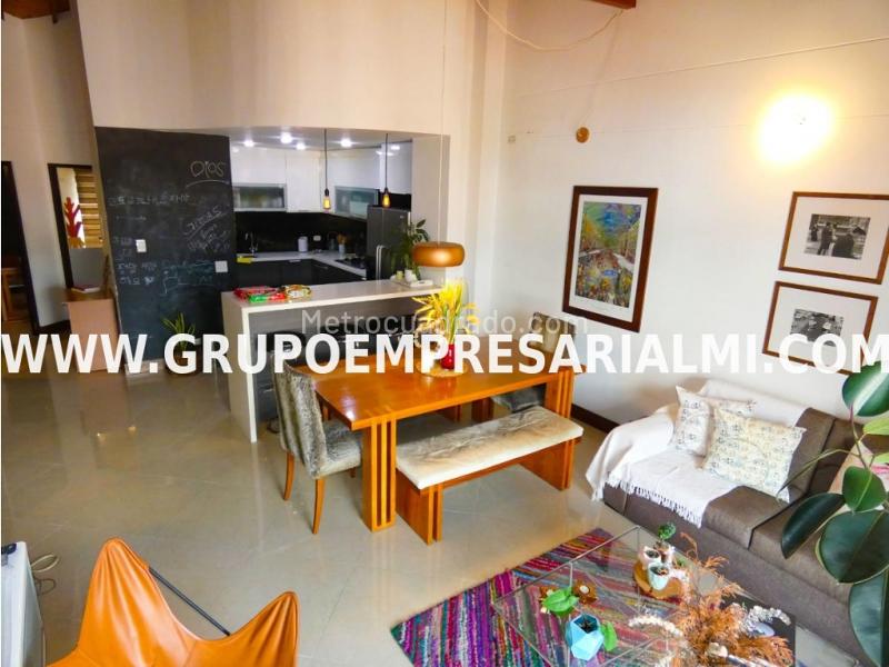 Apartamento Amoblado Elegante de 2 Alcobas en Laureles - 3