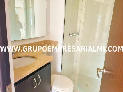 Apartamento en arriendo en El Poblado, Medellín · foto 13 de 20